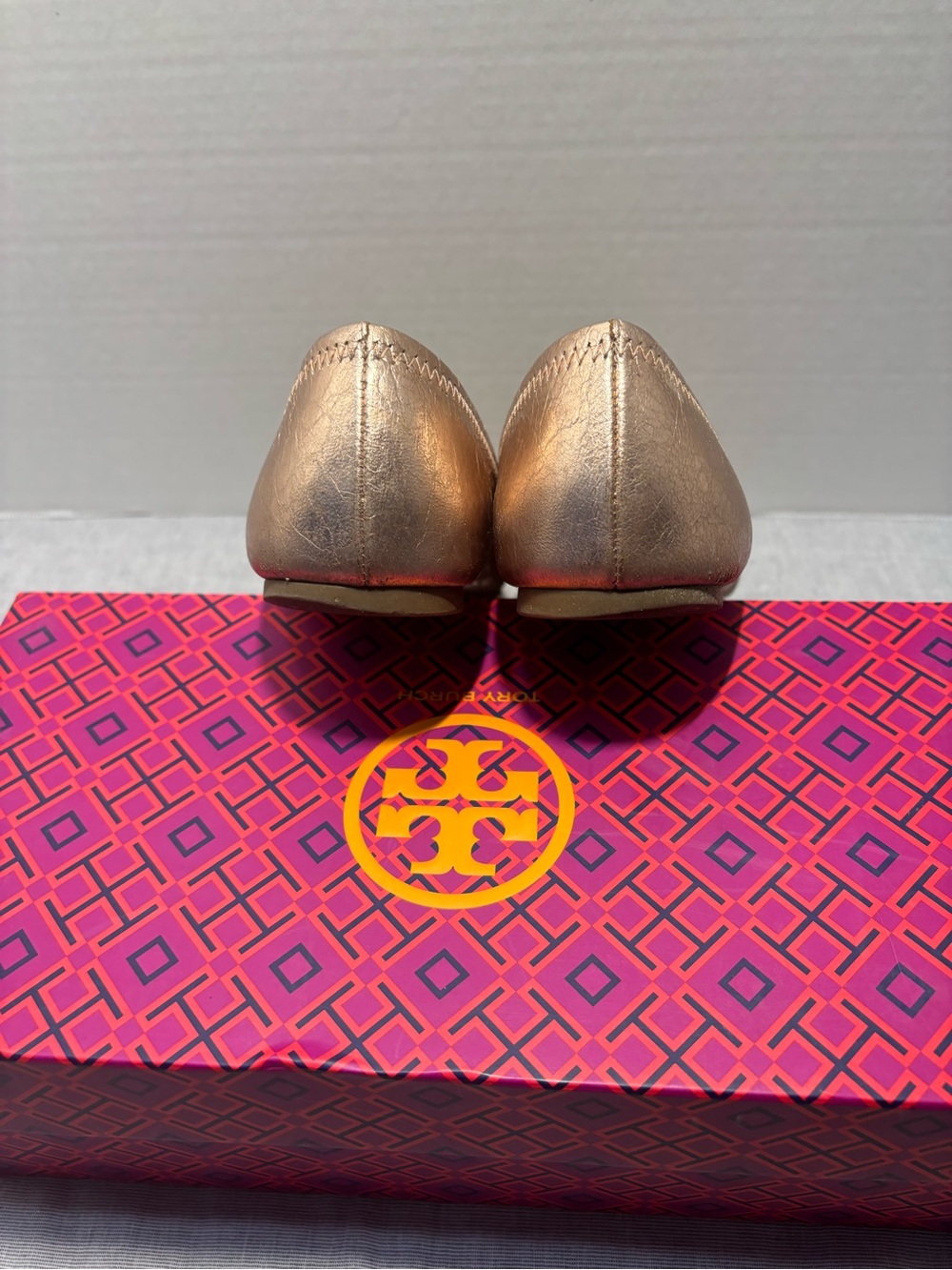 Tory Burch Rise Gold Reva Ballet - Picture 5 of 12